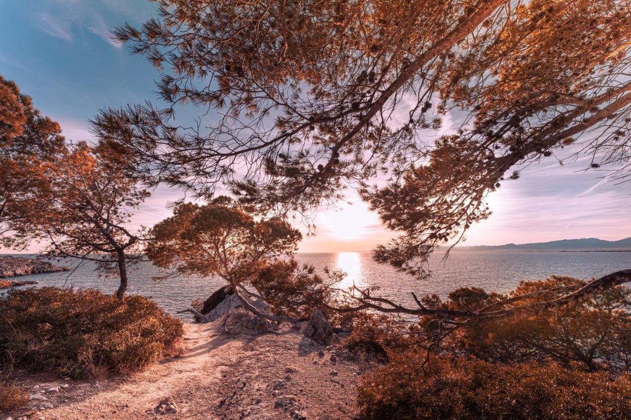 살루 Lifeway Cranc Xperience By Guestway 아파트 외부 사진